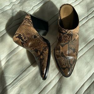 Schutz Destiny Mule in Bear & Honey Beige Snake